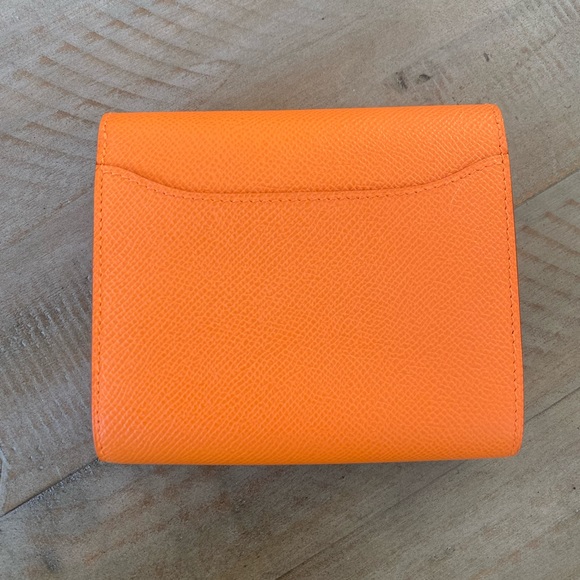 Hermès Constance Short Wallet - Picture 2 of 15